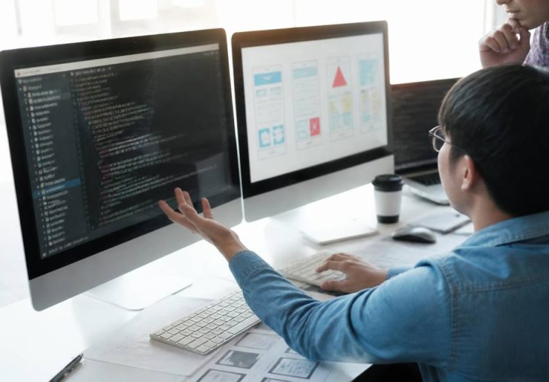 À quoi sert le CSS pour améliorer le design et l’expérience utilisateur d’un site web ?