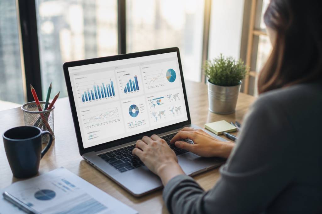 Media internet : les stratégies essentielles pour développer sa présence en ligne